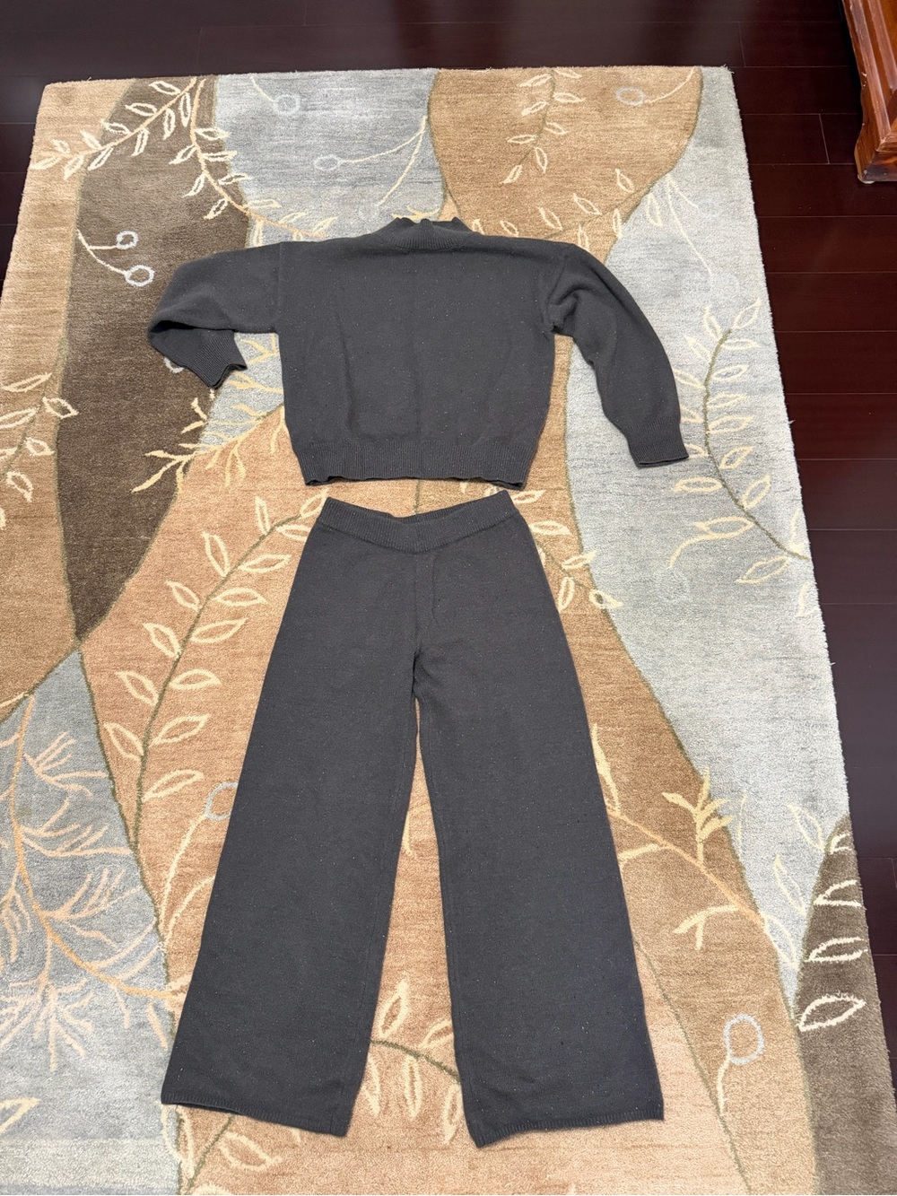 Women's Dark Grey Knit Wide-Leg Pants & Sweater Set
